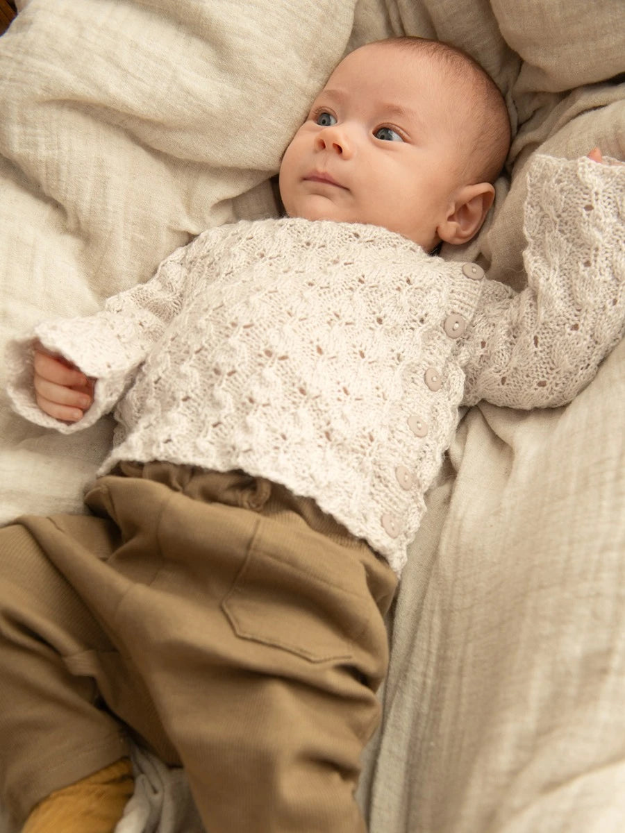 Anleitung LILJA | Cardigan, Diaper Pants,Tights & Bonnet | 2413 myk start Nr. 2