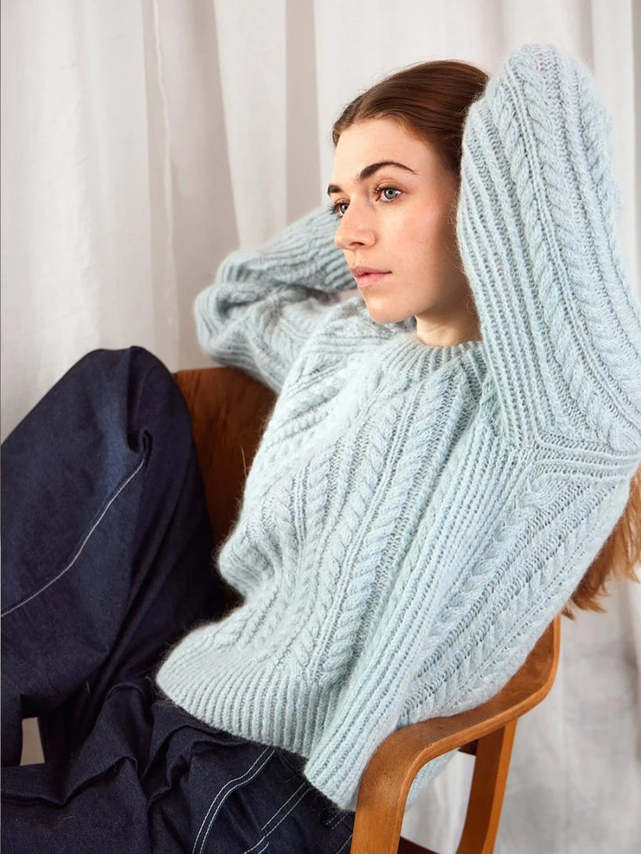 Kaja Sweater Strickanleitung und Garnset von Sandnes Garn aus 2403 DIY, gestrickt mit Kos und Tynn Silk Mohair, Bild 2